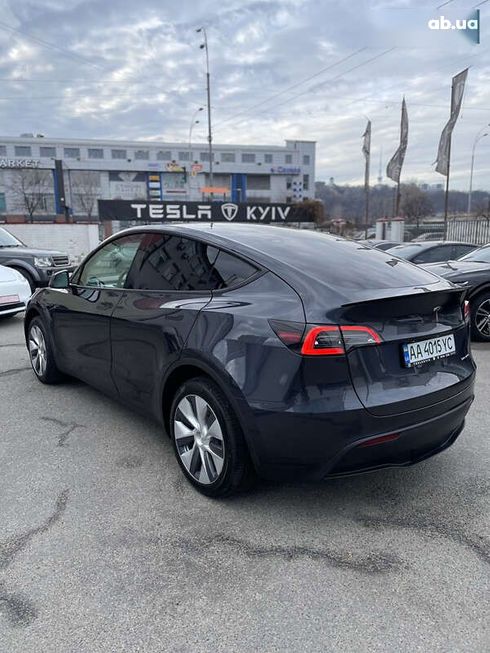 Tesla Model Y 2024 - фото 11