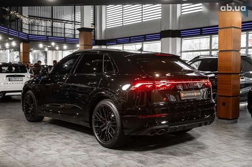 Audi SQ8 2024 - фото 11