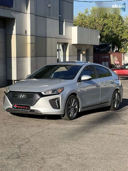 Hyundai Ioniq 2018 - фото 6