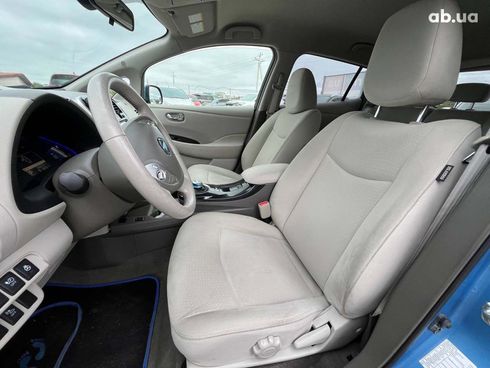 Nissan Leaf 2012 синий - фото 11