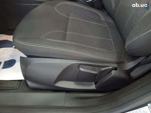 Ford Fiesta 2019 - фото 14