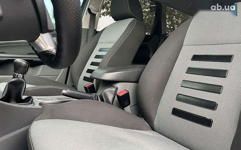 Ford Focus 2009 - фото 10