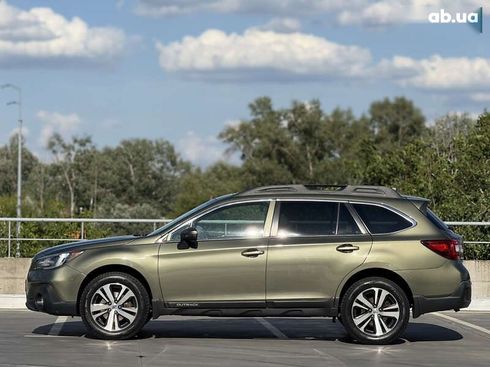 Subaru Outback 2017 - фото 13