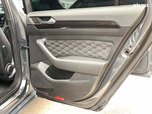 Volkswagen passat b8 2017 серый - фото 17