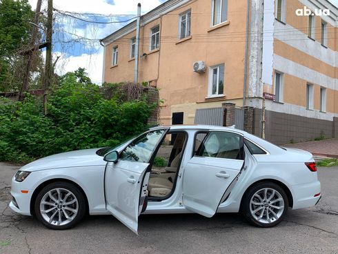 Audi A4 2019 белый - фото 18