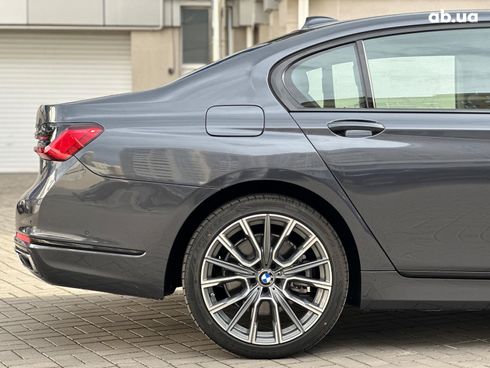 BMW 7 серия 2019 синий - фото 12