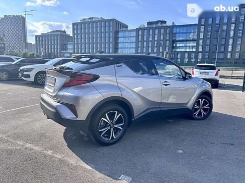 Toyota C-HR 2019 - фото 3