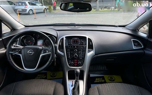 Opel Astra 2011 - фото 15