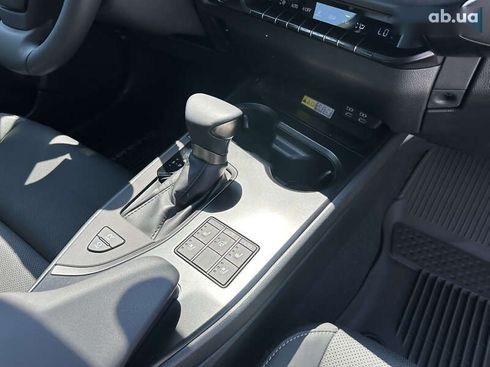 Lexus UX 2023 - фото 26