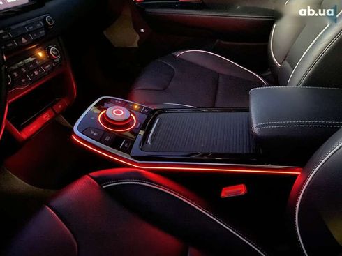 Kia Niro 2019 - фото 11