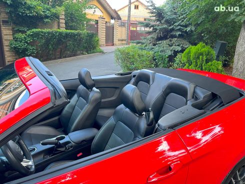 Ford Mustang 2019 красный - фото 55