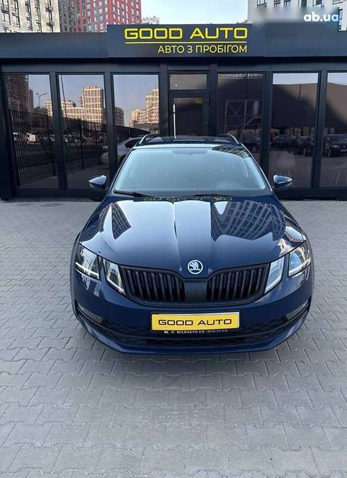 Skoda Octavia 2017 - фото 3