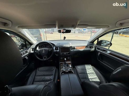 Volkswagen Touareg 2017 - фото 21
