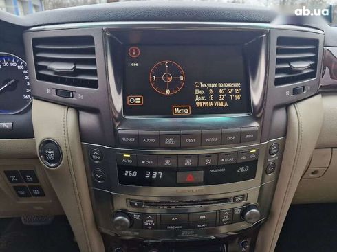 Lexus LX 2008 - фото 25