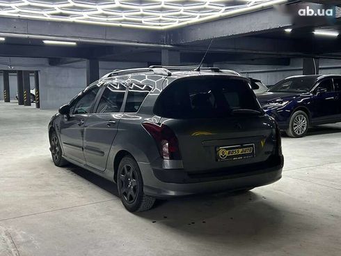 Peugeot 308 2010 - фото 4