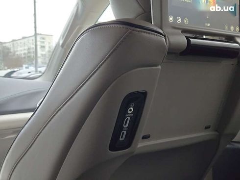 Chrysler Pacifica 2017 - фото 27