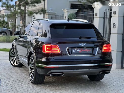 Bentley Bentayga 2017 - фото 12