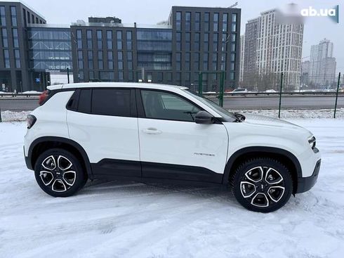 Jeep Avenger 2024 - фото 29