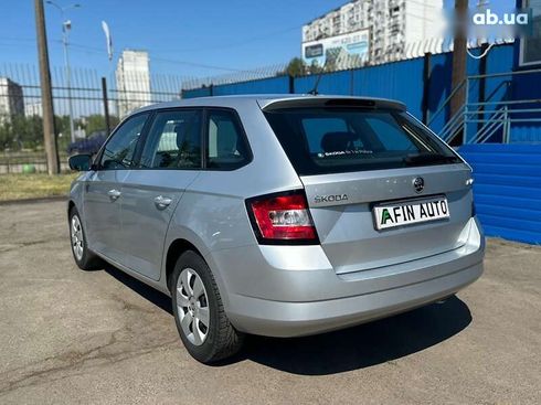 Skoda Fabia 2016 - фото 7