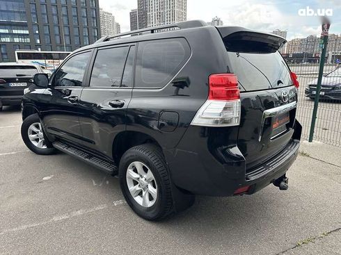 Toyota Land Cruiser Prado 2013 - фото 4