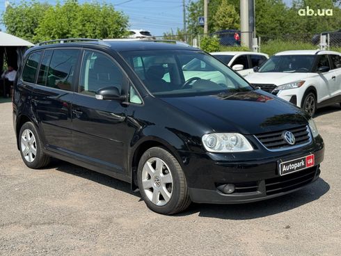 Volkswagen Touran 2003 черный - фото 3