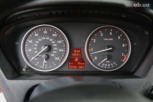 BMW X5 2010 - фото 16