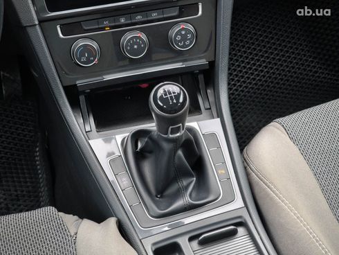 Volkswagen Golf 2019 белый - фото 86