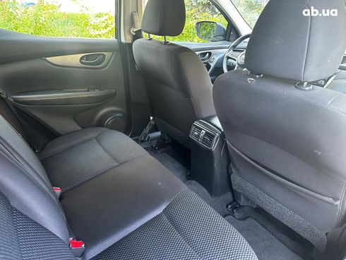 Nissan Rogue 2021 черный - фото 24