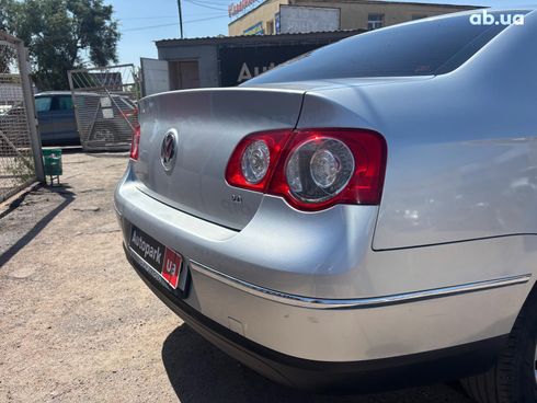 Volkswagen passat b6 2006 серый - фото 12