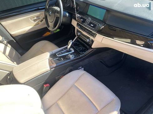 BMW 5 серия 2012 - фото 9