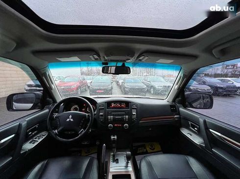 Mitsubishi Pajero Wagon 2012 - фото 11