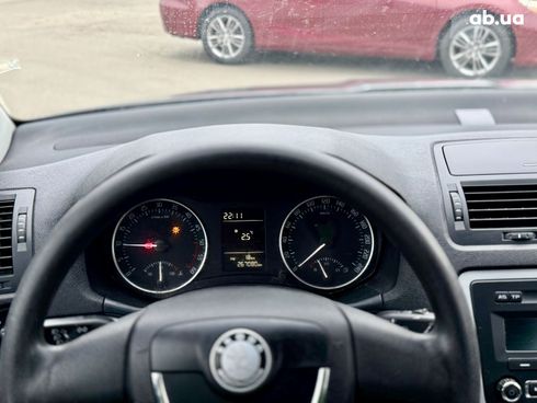 Skoda Octavia 2011 серый - фото 11