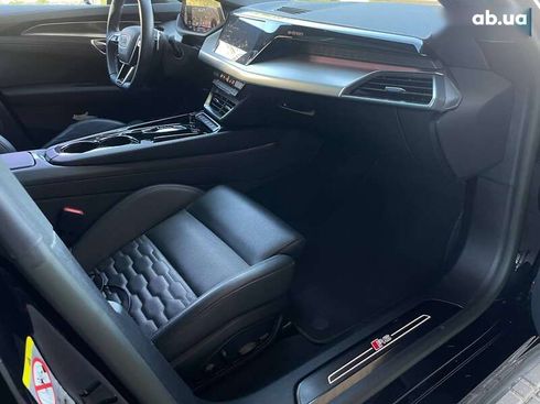Audi RS e-tron GT 2023 - фото 19