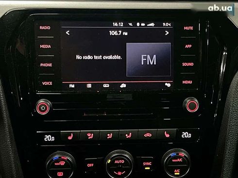 Volkswagen Passat 2020 - фото 28