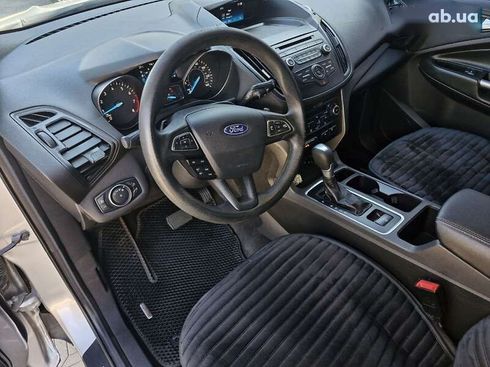 Ford Escape 2017 - фото 15