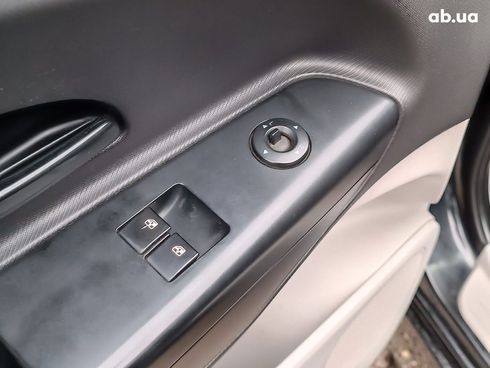 Kia Cee'd 2008 черный - фото 19