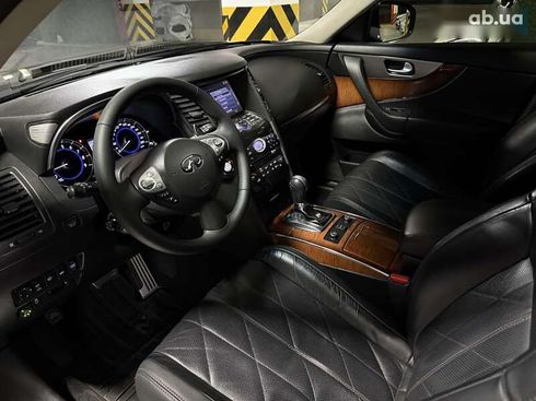 Infiniti QX70 2013 - фото 29