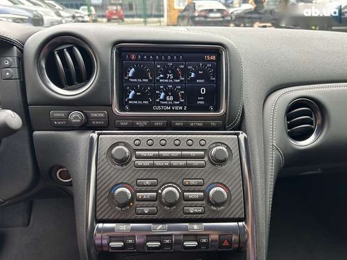 Nissan GT-R 2013 - фото 28