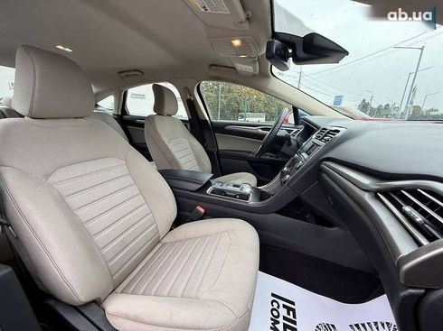 Ford Fusion 2019 - фото 16