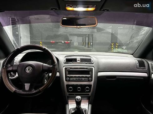 Skoda Octavia 2011 - фото 14