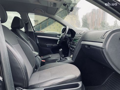 Skoda Octavia 2012 черный - фото 18