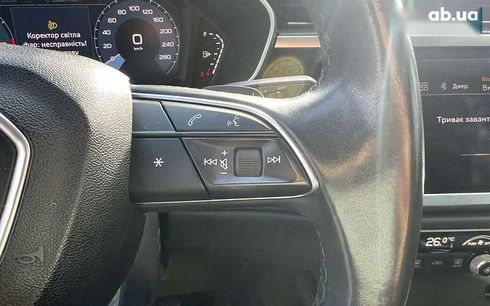 Audi Q3 2020 - фото 14