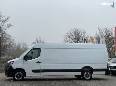 Renault Master 2022 - фото 12
