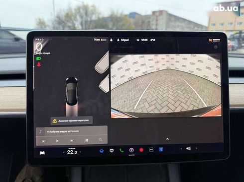 Tesla Model 3 2021 - фото 22