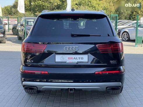 Audi Q7 2015 - фото 17