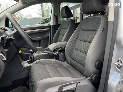 Volkswagen Touran 2011 - фото 10