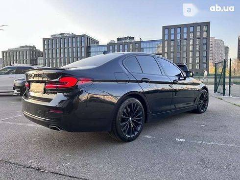 BMW 5 серия 2021 - фото 7