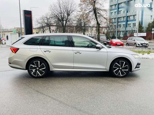 Skoda Octavia 2020 - фото 6