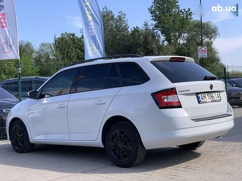 Skoda Fabia 2017 - фото 17