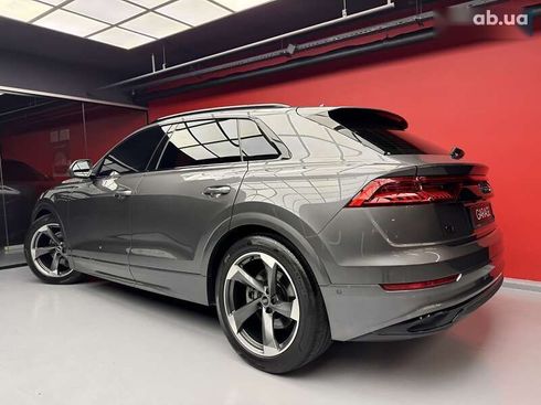 Audi Q8 2021 - фото 27